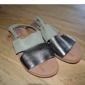 Sorel Women's Size 8.5 Two-Tone Sage Green Metallic Silver Slingback Flat Sandal